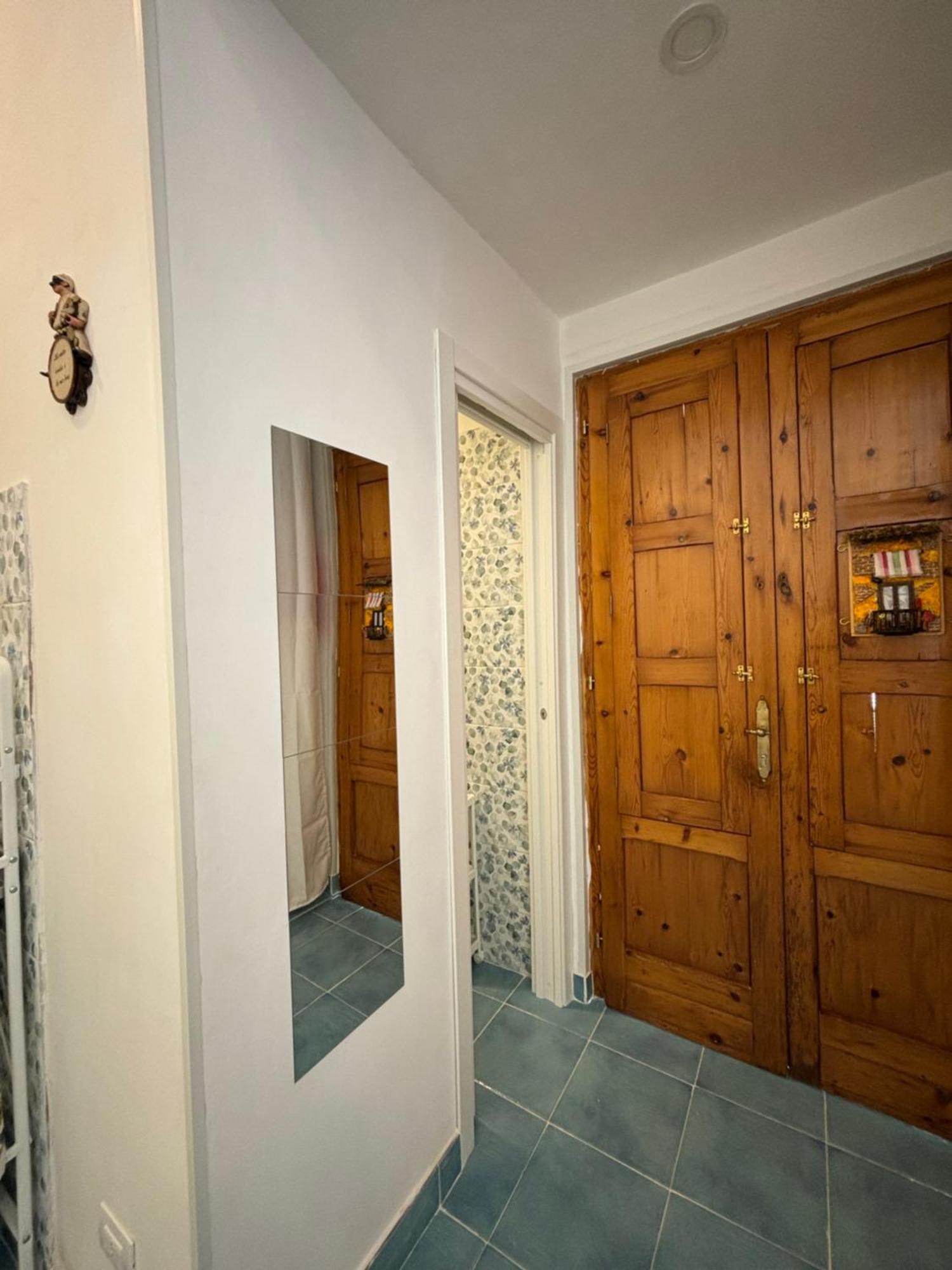 Curniciell Relais Apartment Napoli Bagian luar foto