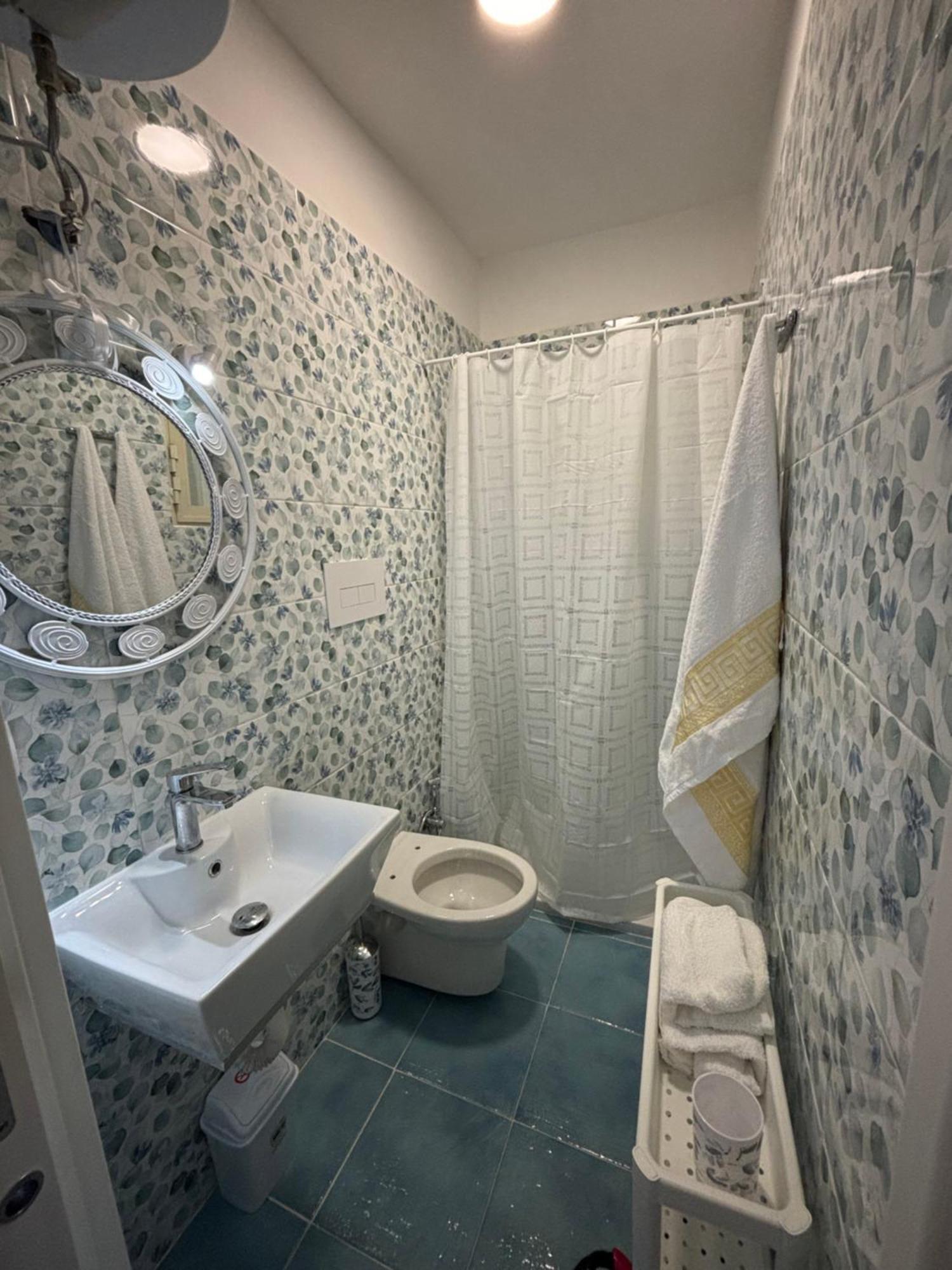 Curniciell Relais Apartment Napoli Bagian luar foto